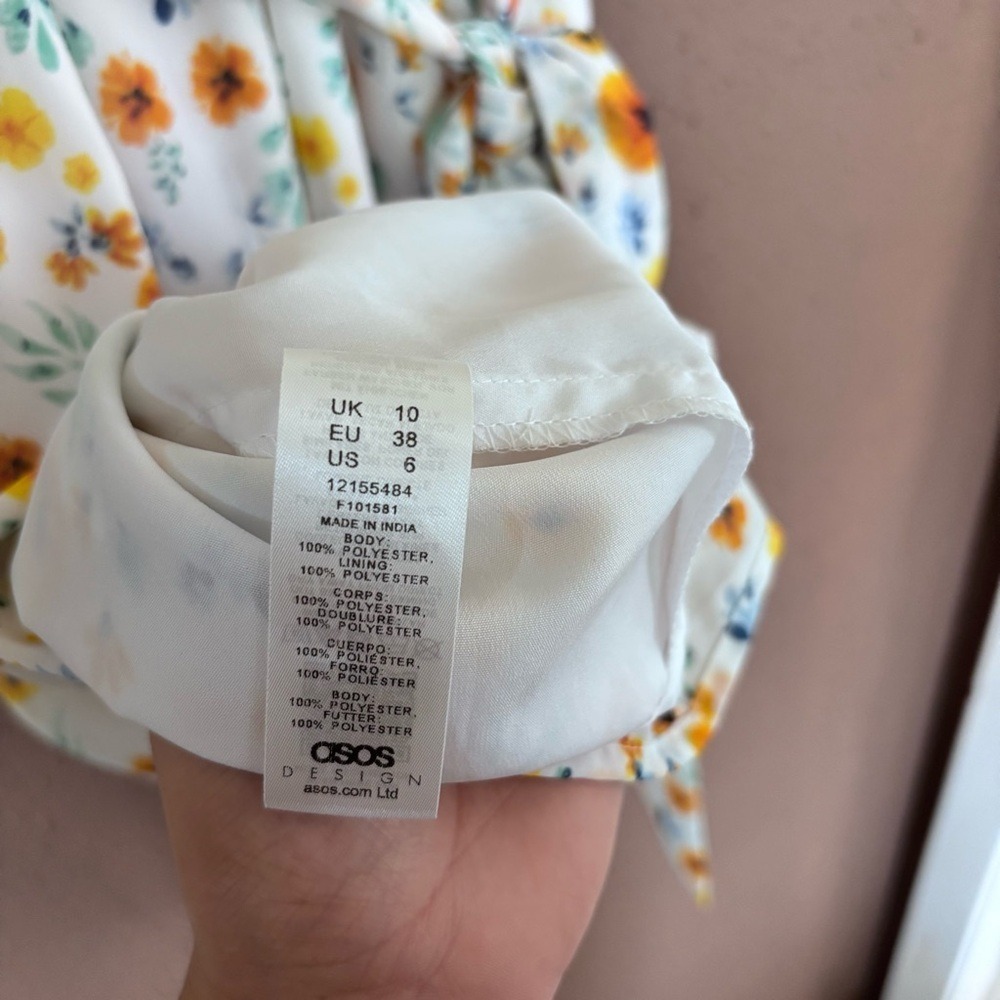 ASOS DESIGN Floral Puff Sleeve Mini Dress Yellow Orange Smocked Waist Size US 6 - Picture 7 of 7